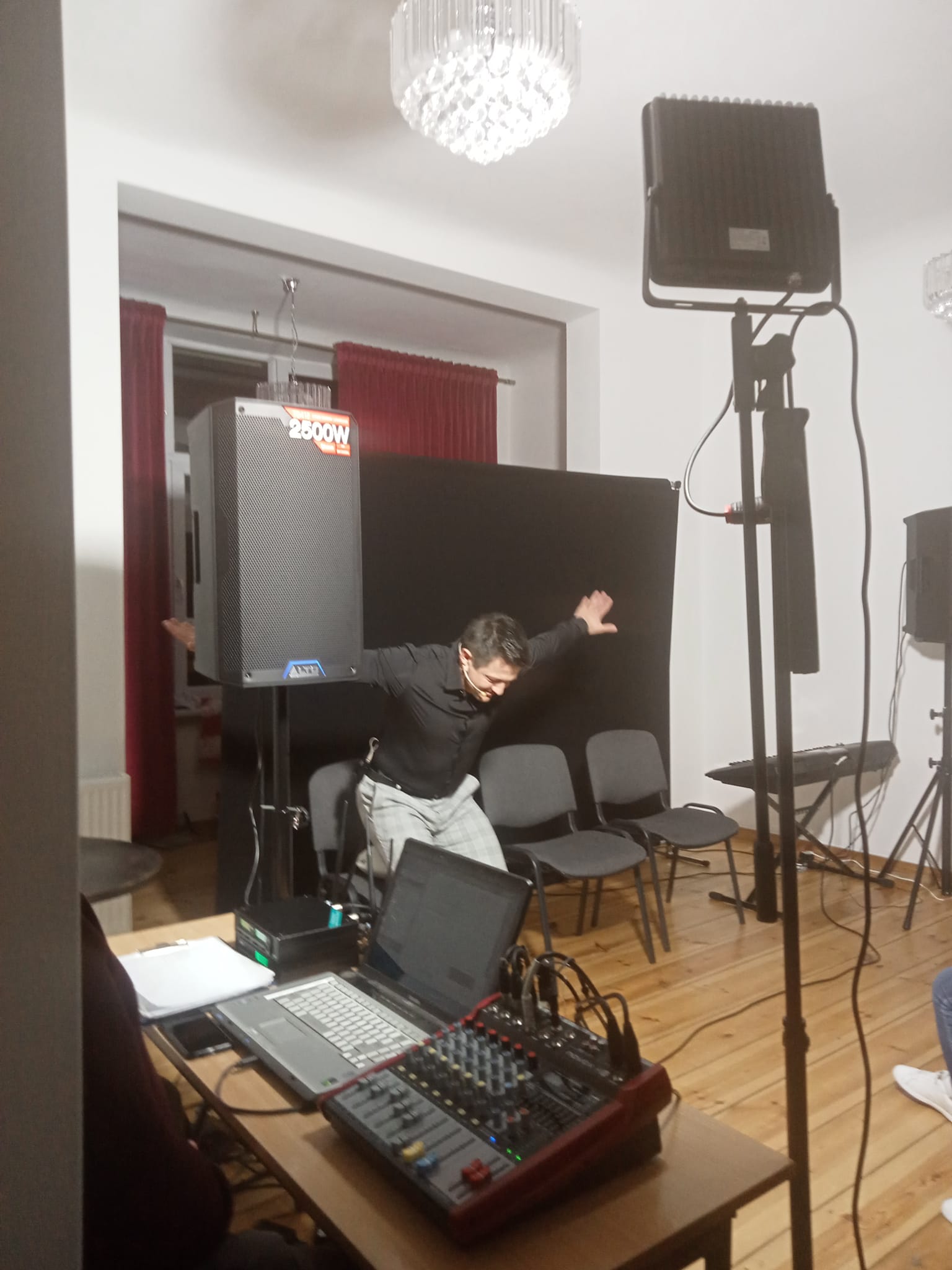 331543527_222277486868859_2365016894161763242_n